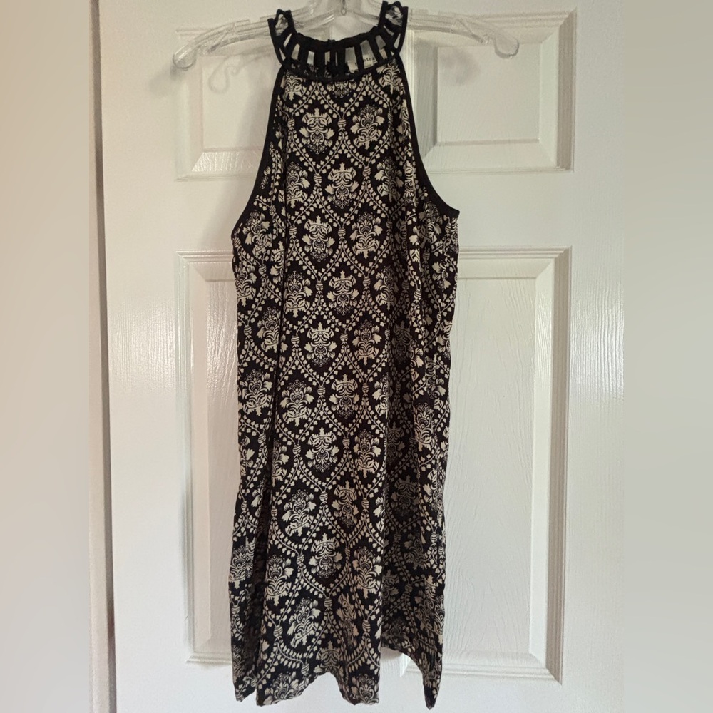 Elegant Black and White Floral Halter Mini Dress